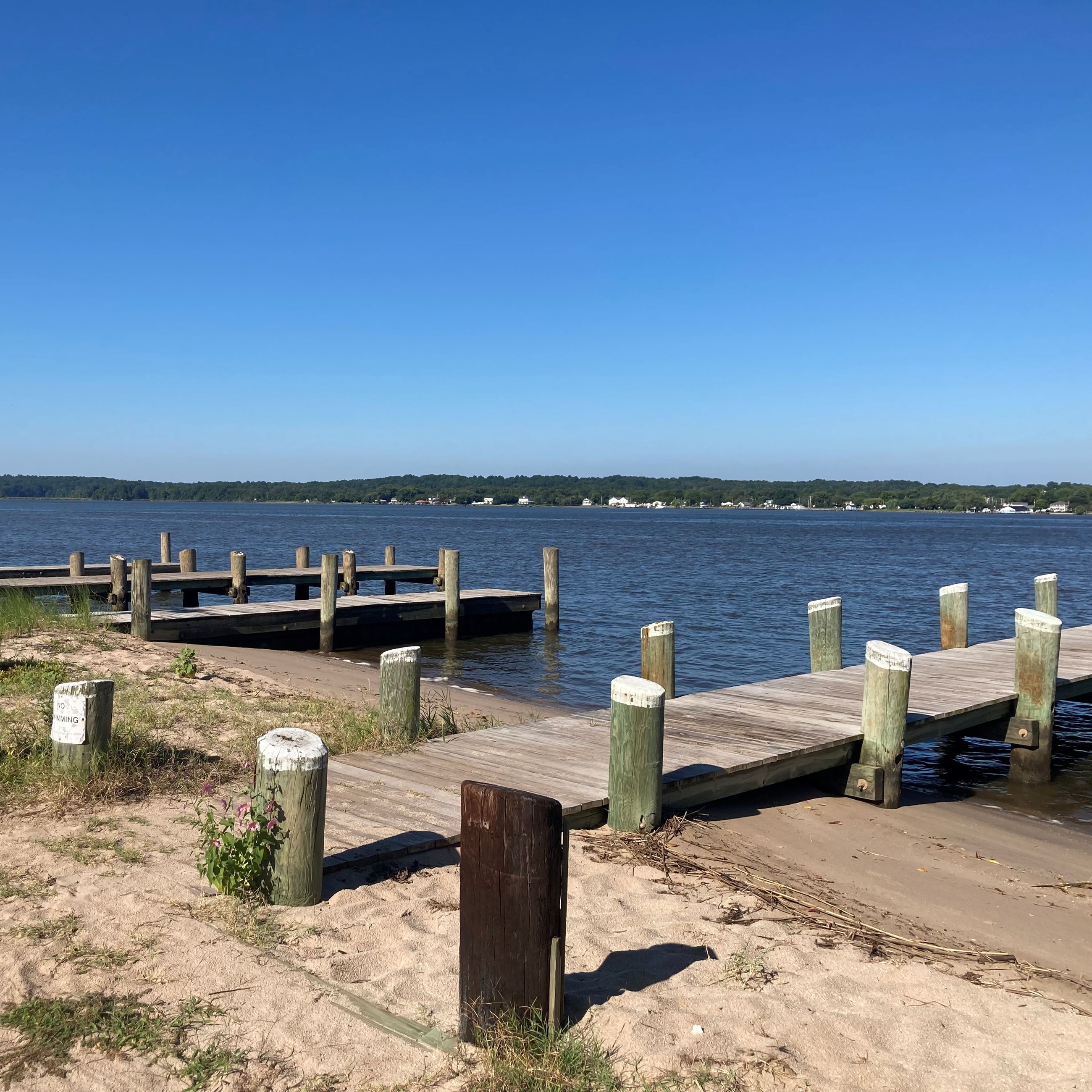 Hallowing Point Boat Ramp overlooking the water
